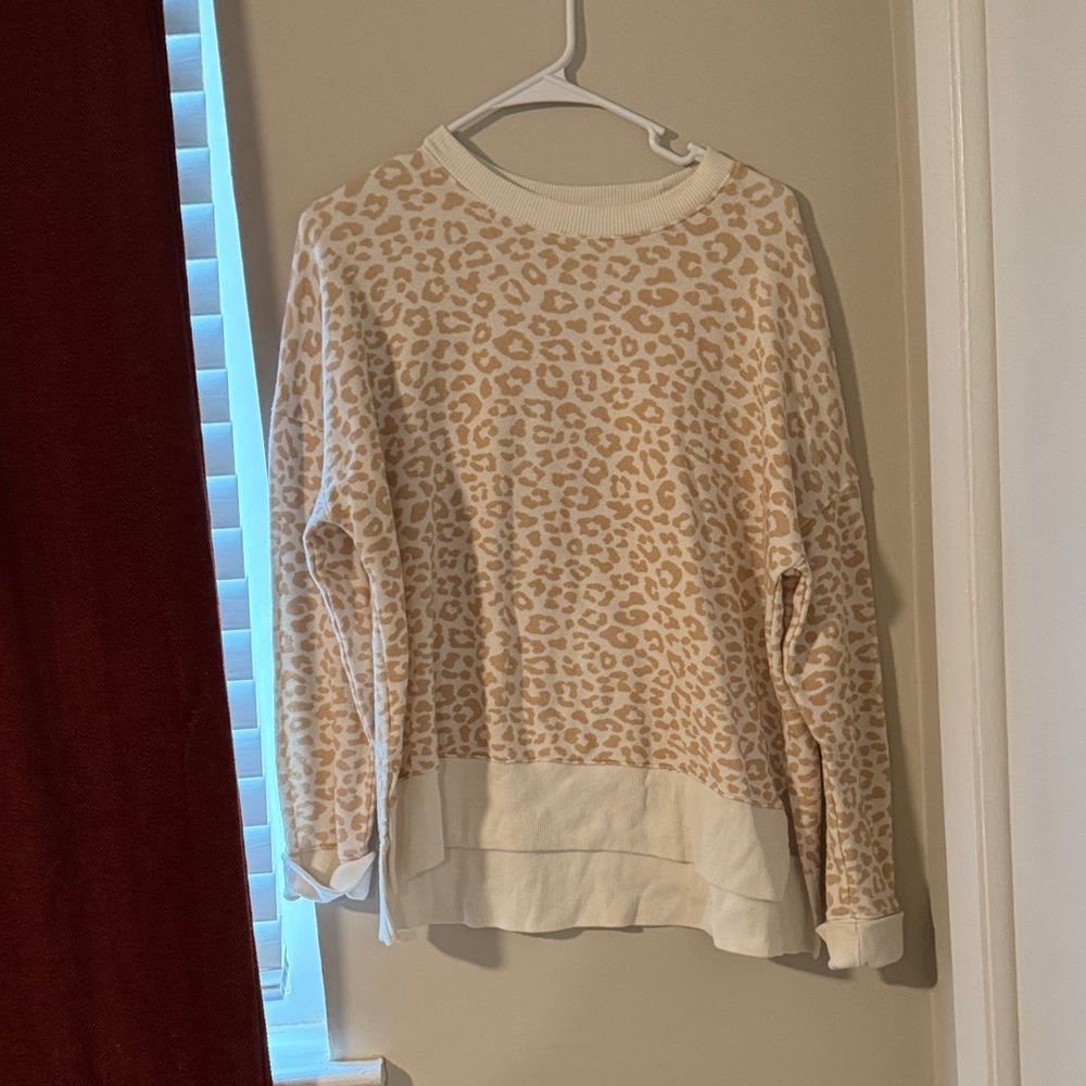 Time and Tru Leopard Print Sweater - Cream and Tan